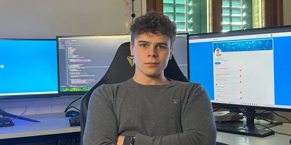 Samuel Hills in the RobotEd workspace